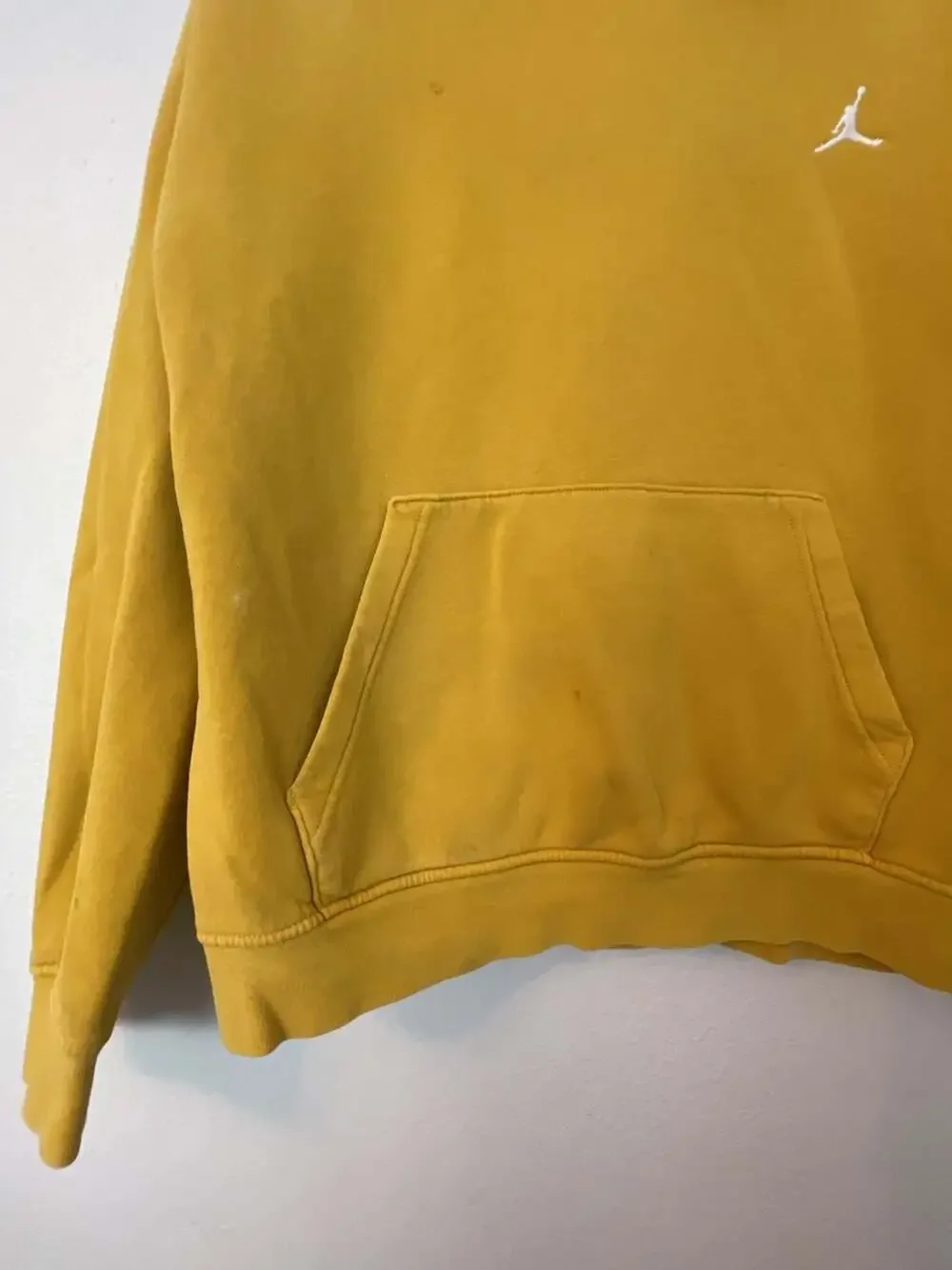 Jordan Brooklyn Fleece Pullover Hoodie in Yellow Ochre Size M Street wear